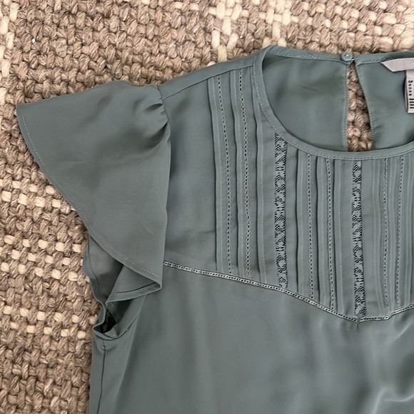 H&M Short Sleeve Blouse - Picture 2 of 3